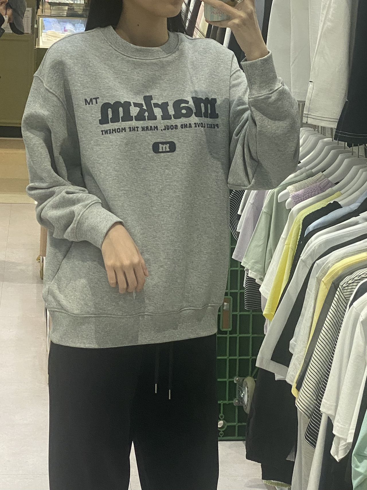 韓國 Markm BIG LOGO CREW NECK SWEATSHIRT【MA042】 - STT Mall HK 靚太網購