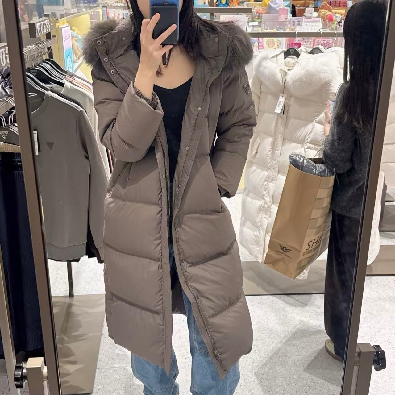 韓國 Guess Puffer (鴨絨)【GU022】