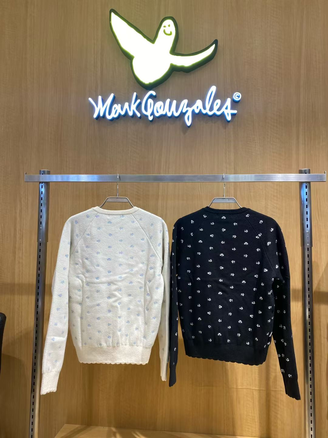 韓國 Mark Gonzales Women&