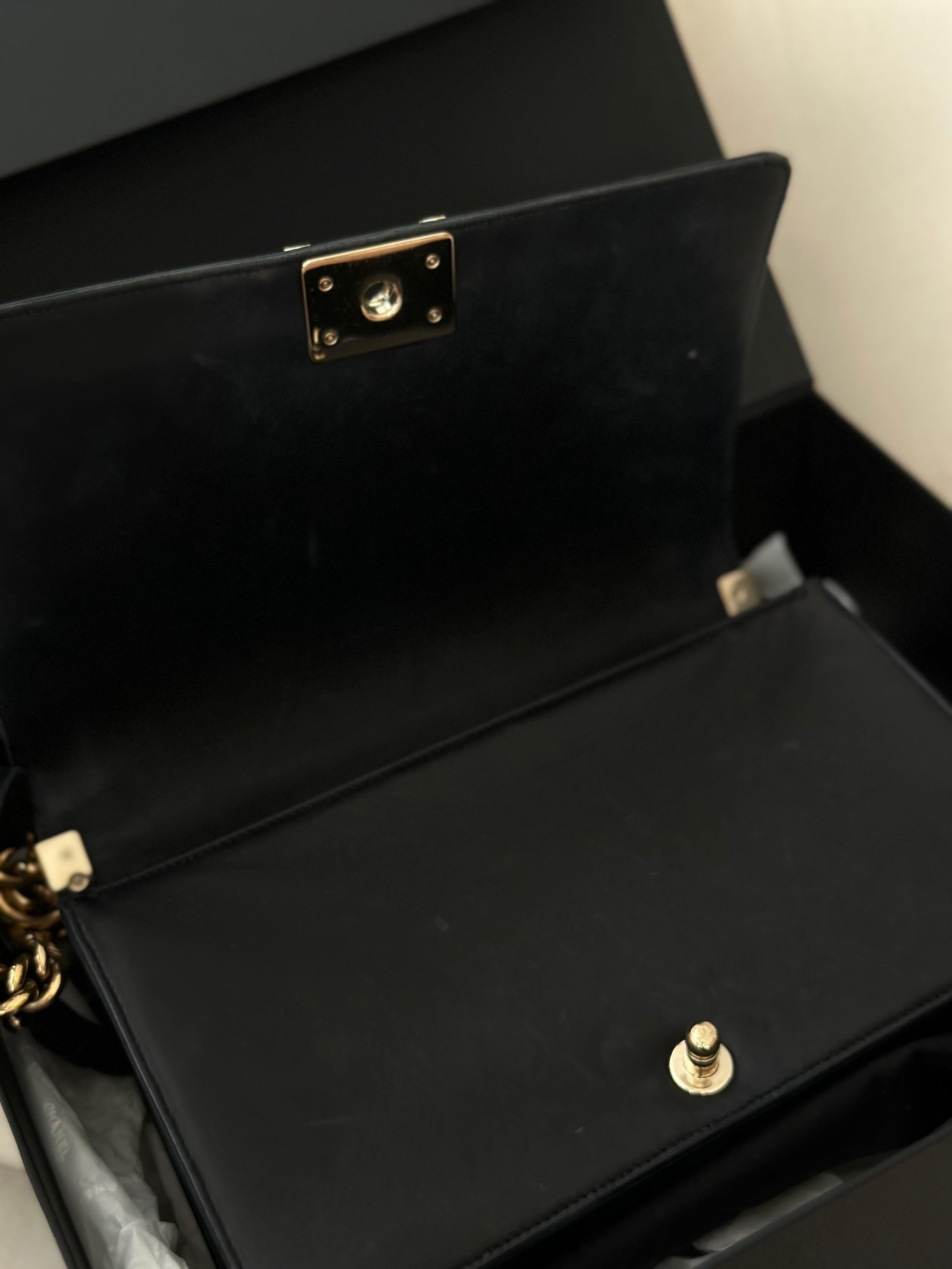 【Preloved】經典Boy Chanel 羊皮手袋 (訂金$3000,總售價為 $33,800)【ST033】