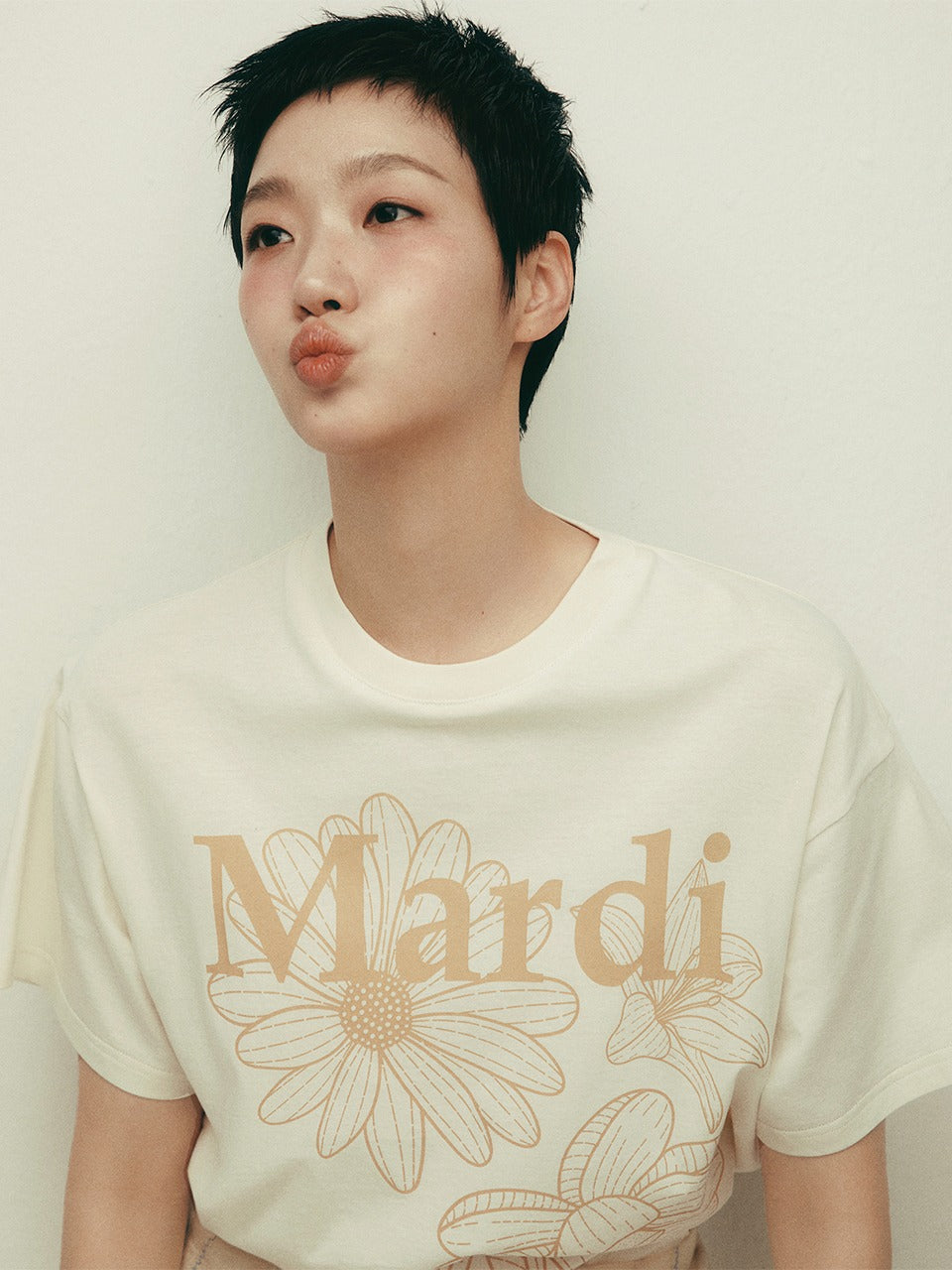 韓國 Mardi Mercredi TSHIRT TRIPLE FLOWER【MM001】
