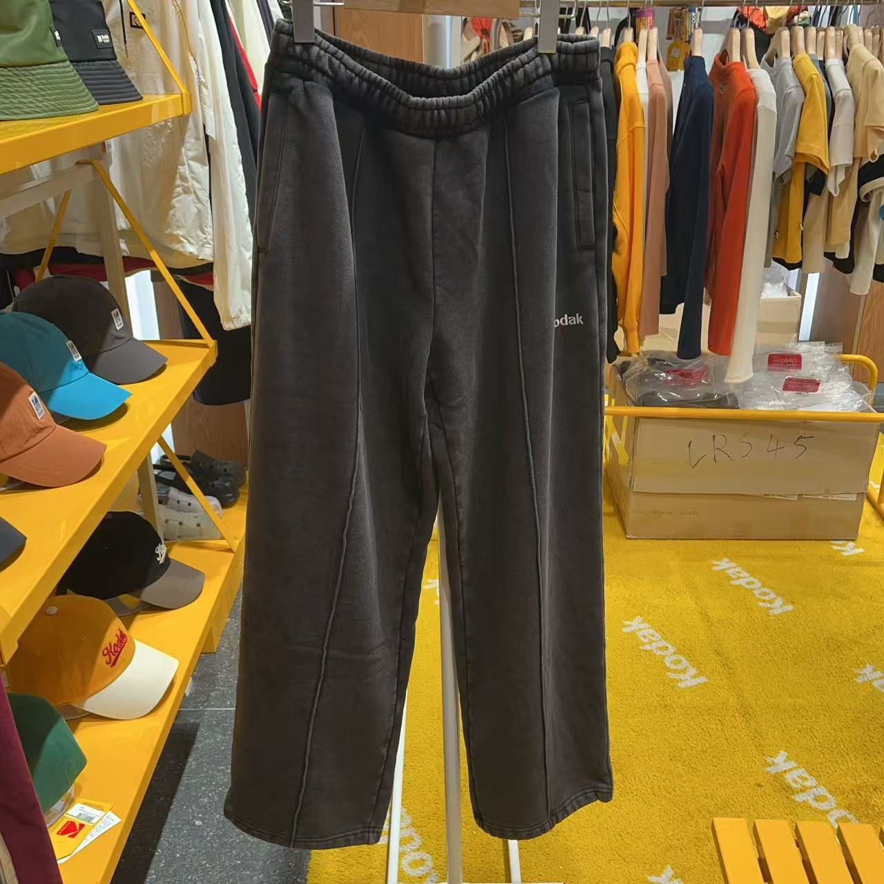 韓國 Kodak Essential Snowwashed Fleece Straight Pants【KK032】