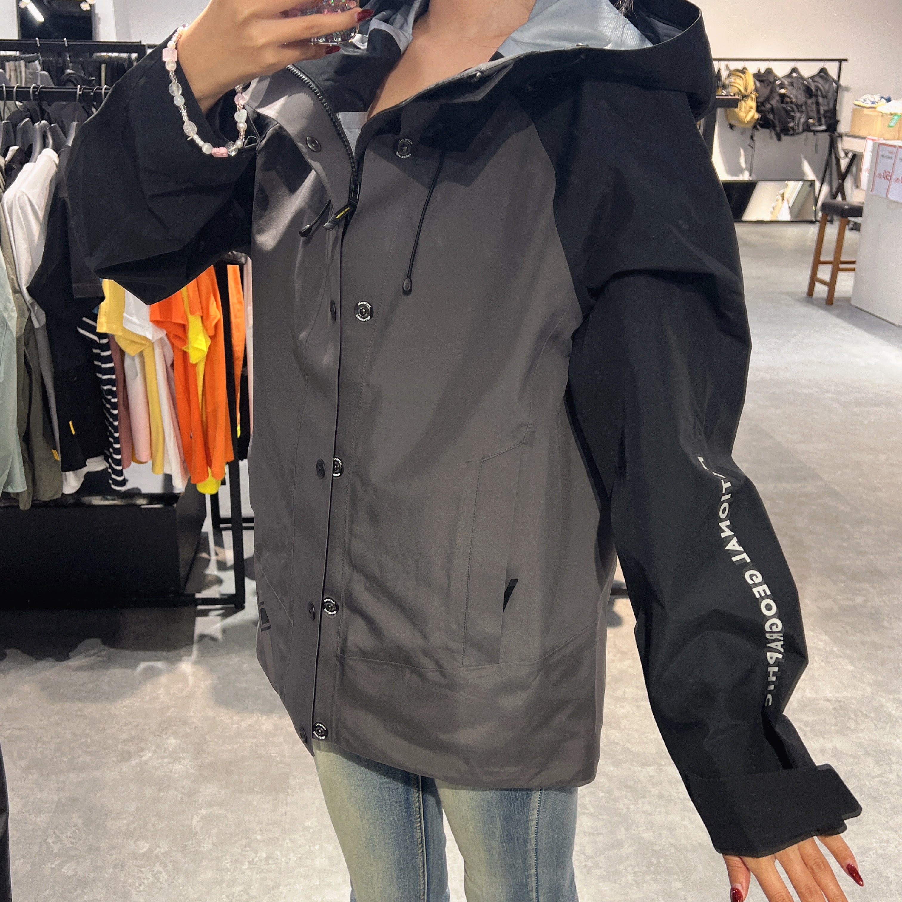 韓國 National Geographic Rupert Mountain Deluxe Gore-Tex Weather Jacket防水款【NG663】