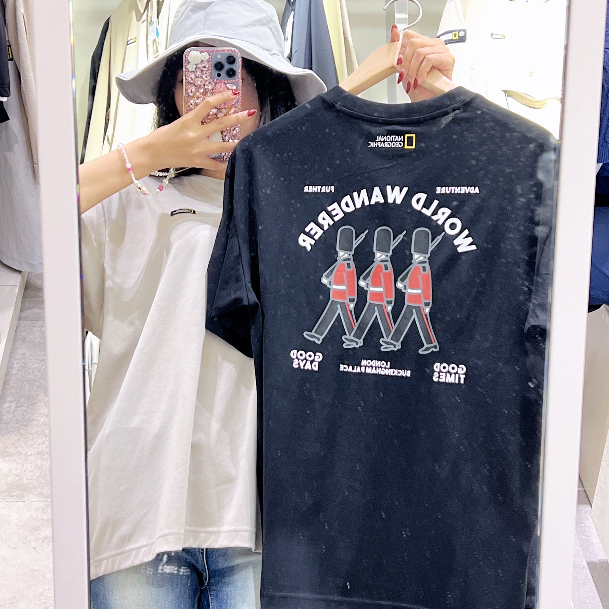 【現貨】韓國 National Geographic Obis Uni WANDERER Graphic Semi-Overfit Short Sleeve T-Shirt防晒面料【NG804】