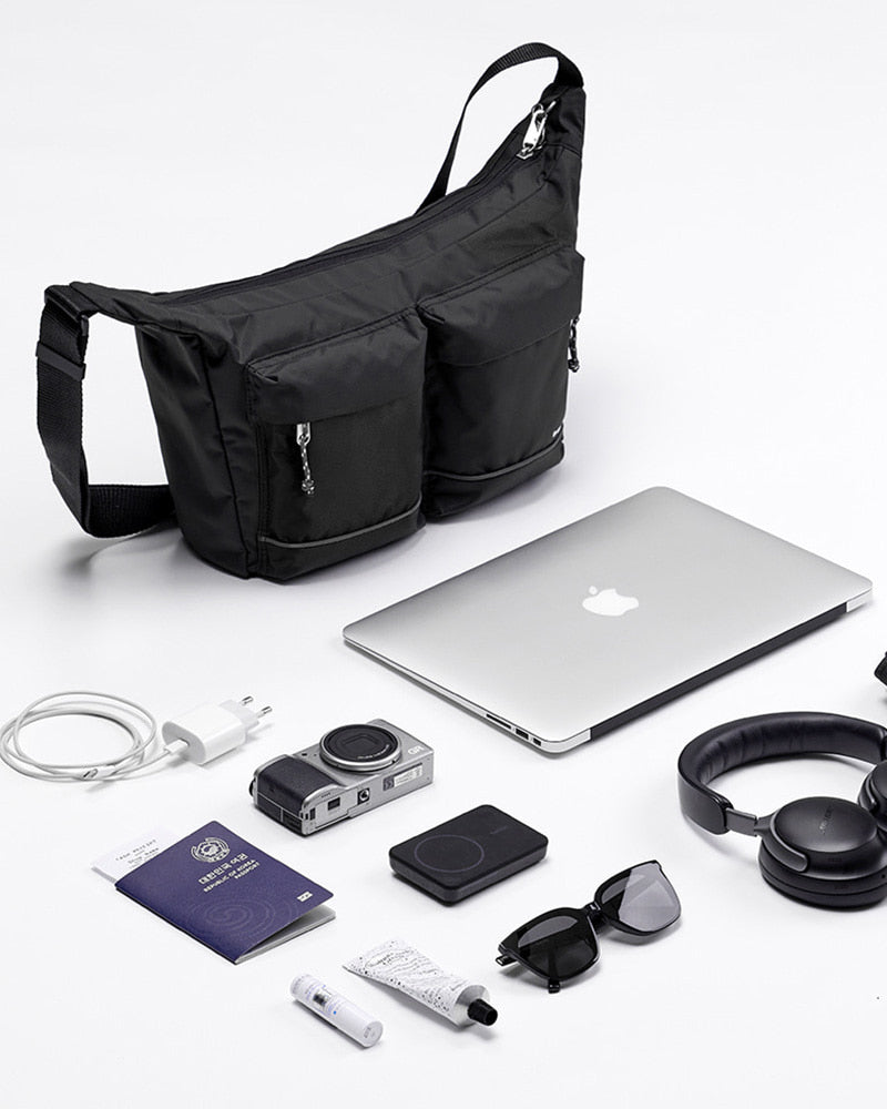 韓國 Branden 4重防盜斜背袋 L【SM342】