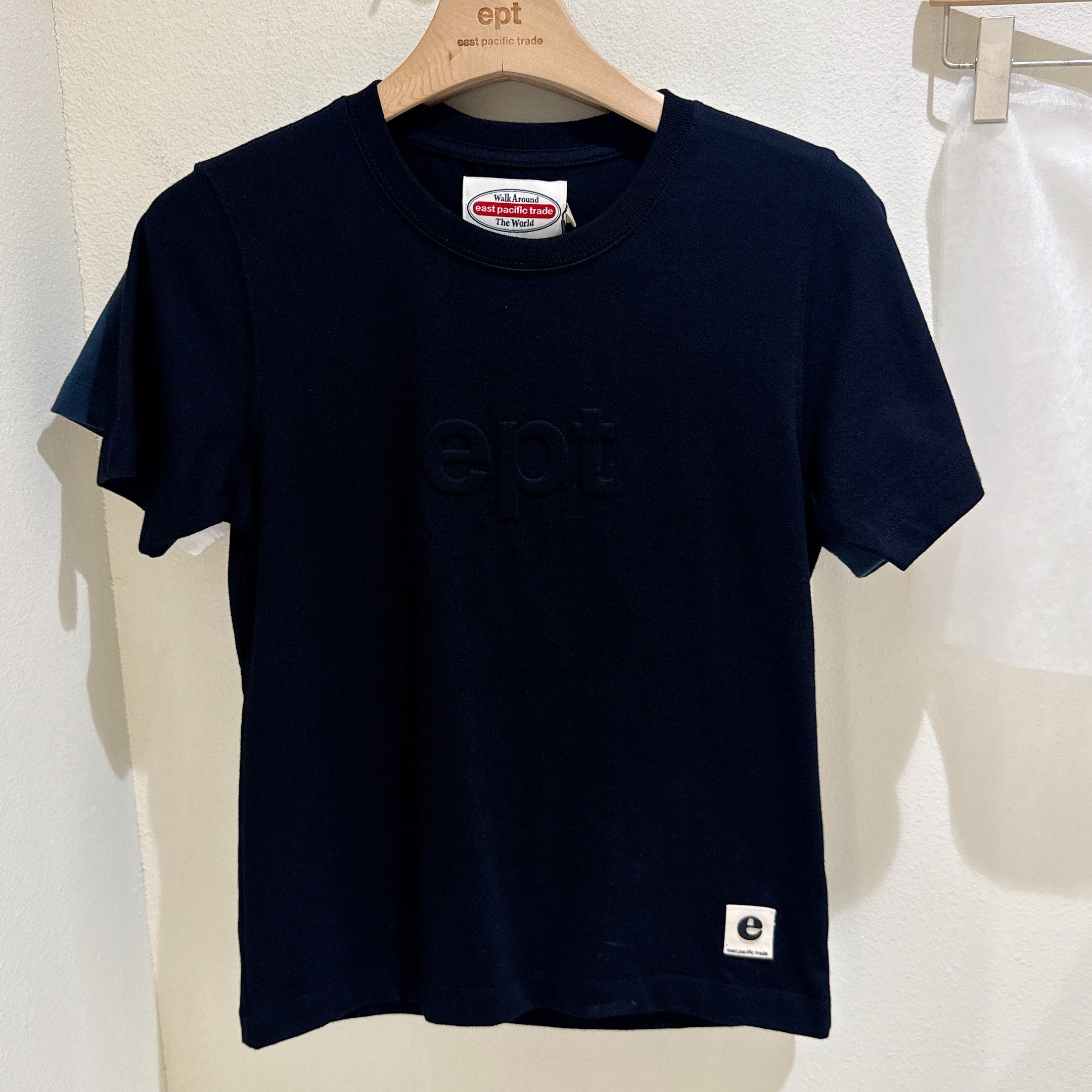 韓國 EPT Classic Silicon Embo Logo T-shirts【EP038】