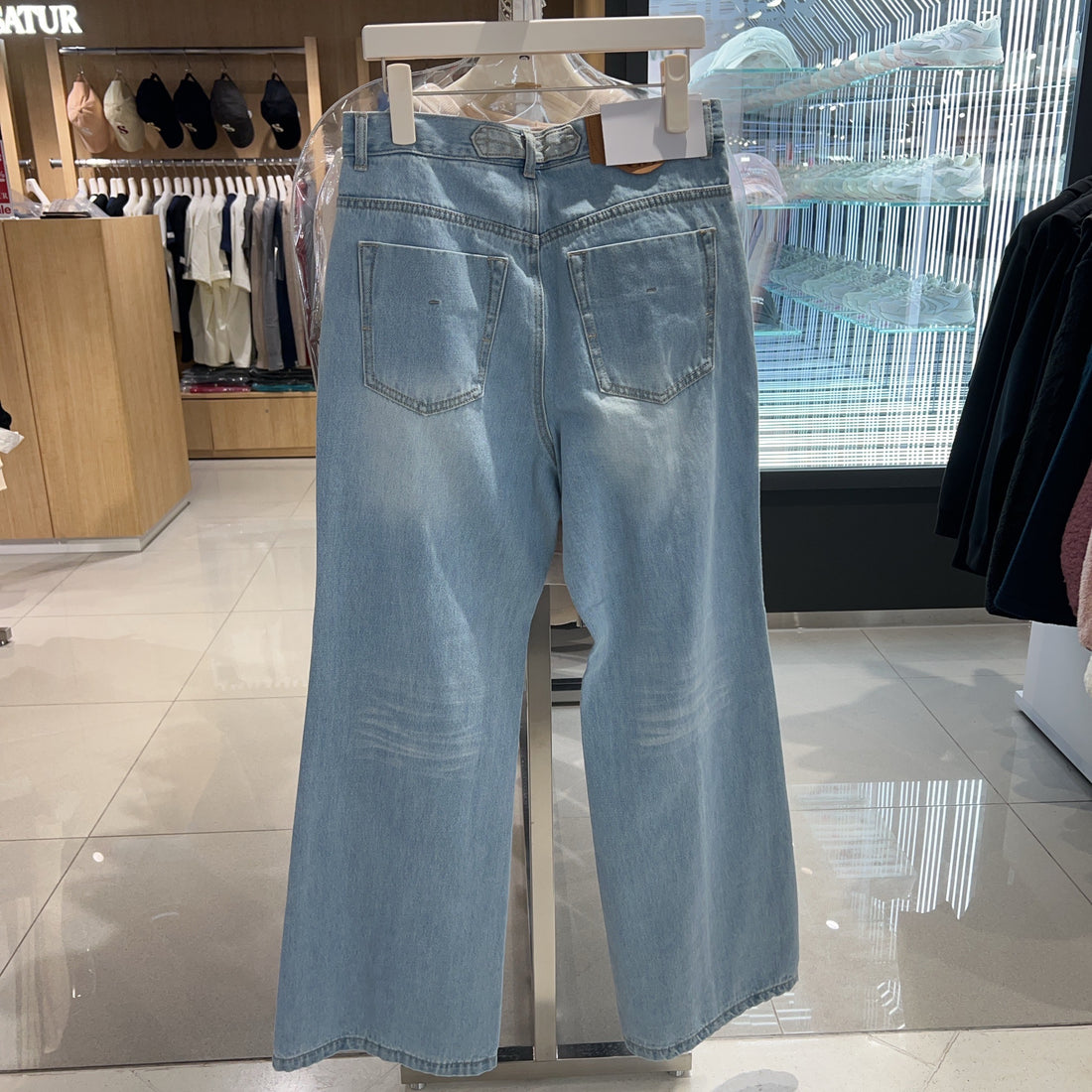 韓國 Satur Kentucky Flare Denim Pants【SR161】