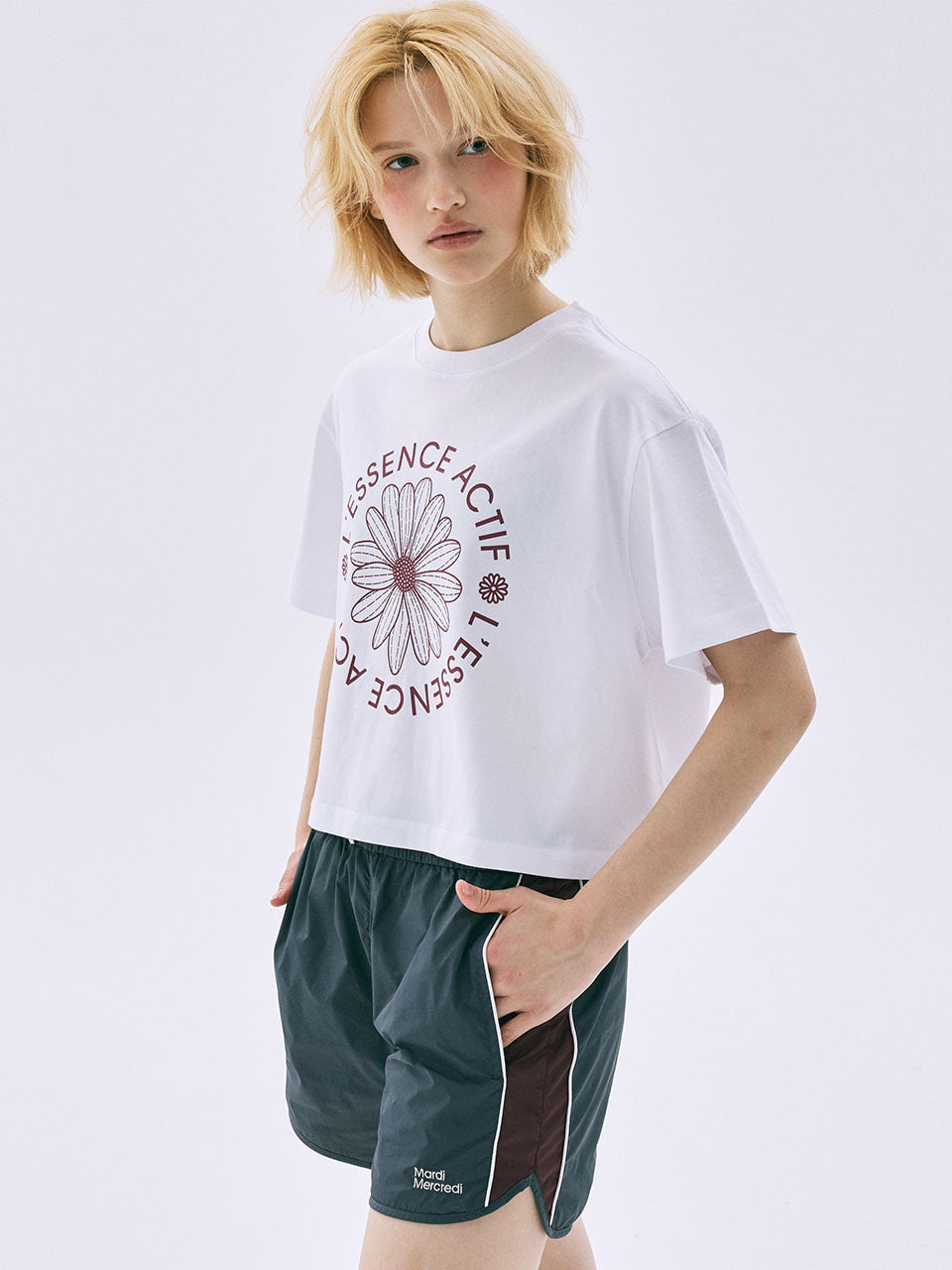 韓國 Mardi Mercredi Crop Tshirt Actif Emblem【MM233】