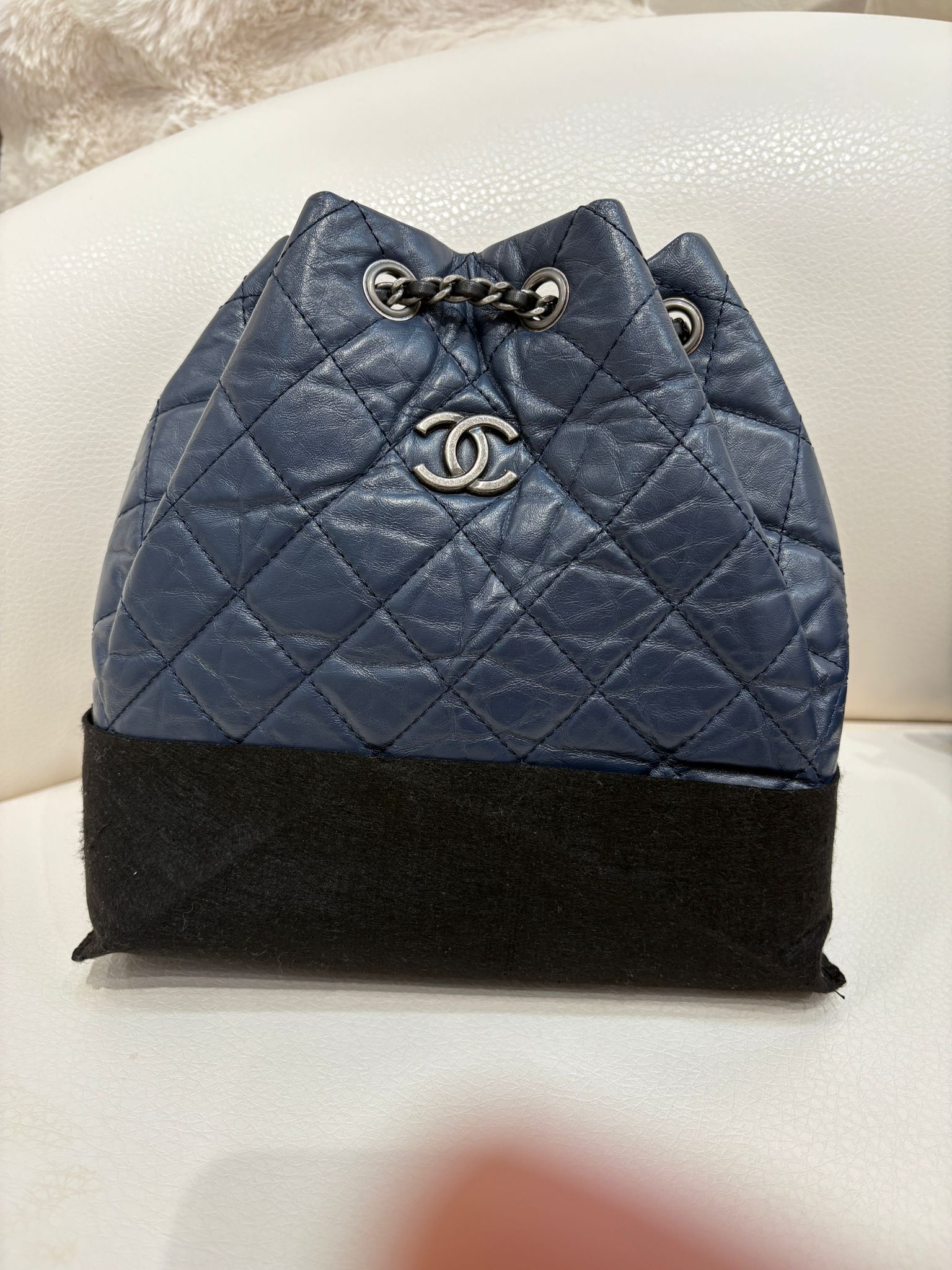 二手Chanel 流浪包海軍藍 訂金 $500 總售價 $22300【JS533】