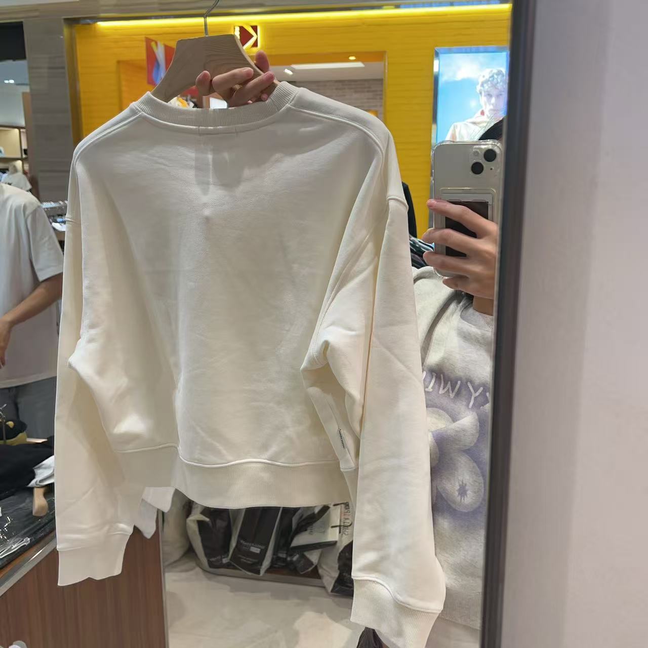 韓國 Wacky Willy Women's Big Lily Graphic Crop Long Sleeve【WW016】