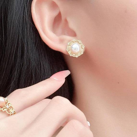 復古雕花珍珠耳釘8-8.5mm - STT Mall HK 靚太網購 -- Default Title