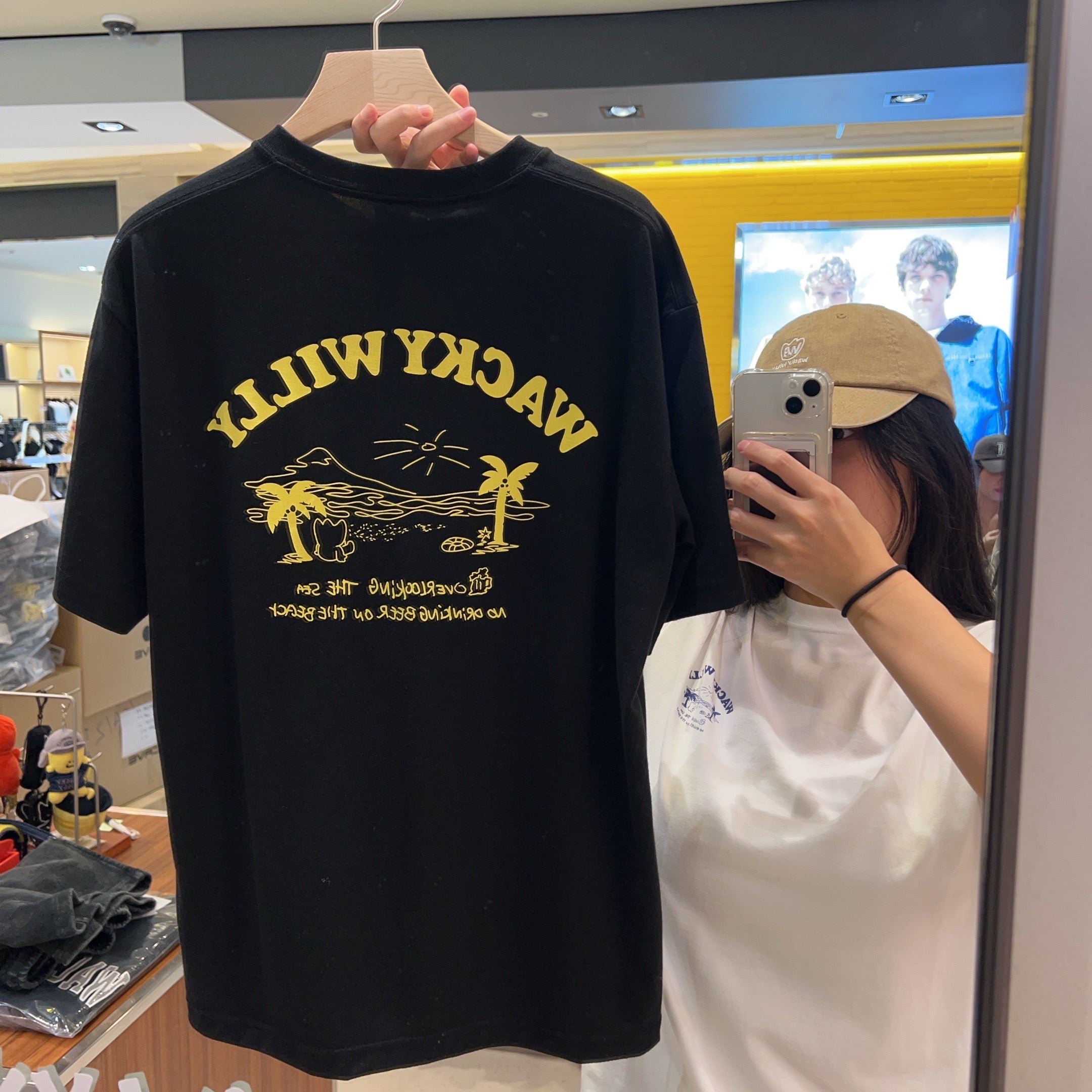 韓國 Wacky Willy Beach Graphic Vacation Short Sleeve T-Shirt【WW004】