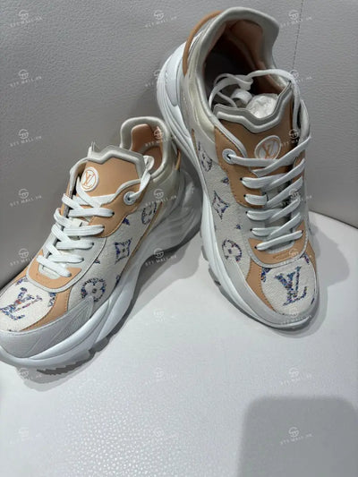 全新LV 米色運動波鞋 訂金 $500 總售價 $5988【JS488】
