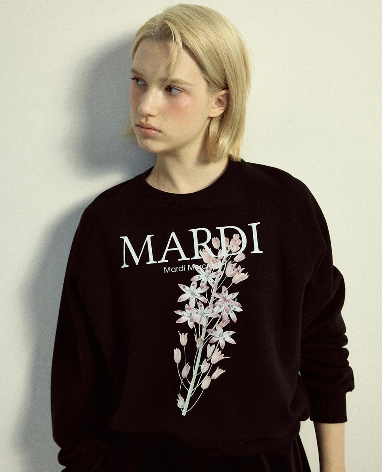 韓國 Mardi Mercredi Sweatshirt Raglan Lilies 01【MM209】