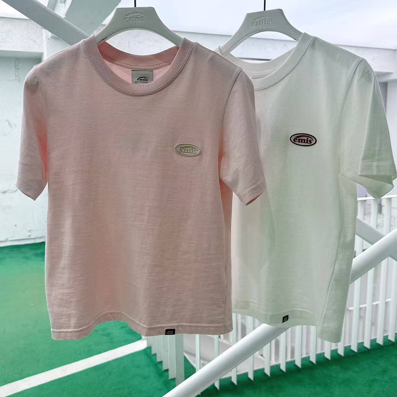 【現貨】韓國 EMIS W Rubber Patch T-Shirt【ES089】