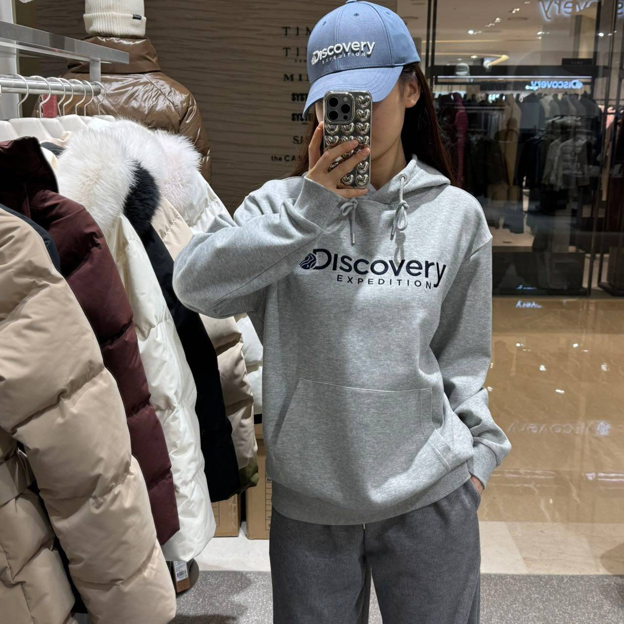 韓國 Discovery LOGAN Hoodie【DY015】 - STT Mall HK 靚太網購