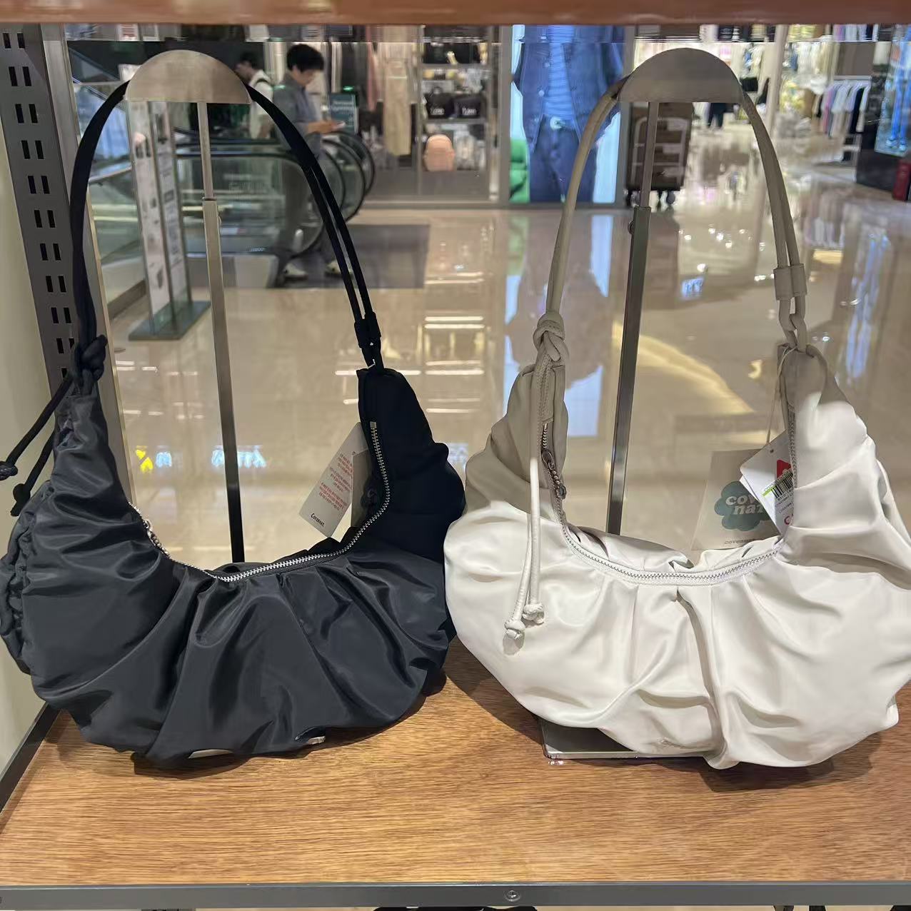 韓國 Covernat Clover Heart String Hobo Bag【CO004】