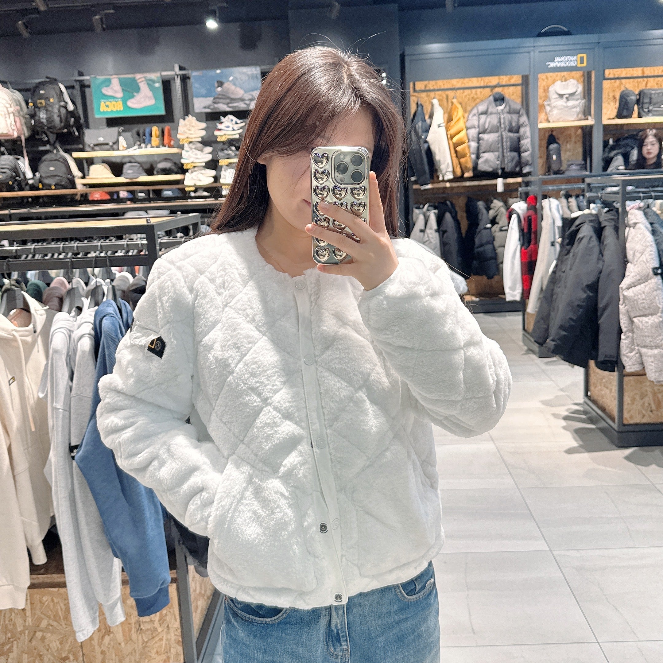 【現貨】韓國 National Geographic 女裝 DEEPER Eco Fur 菱格紋U領外套【NG102】 - STT Mall HK 靚太網購