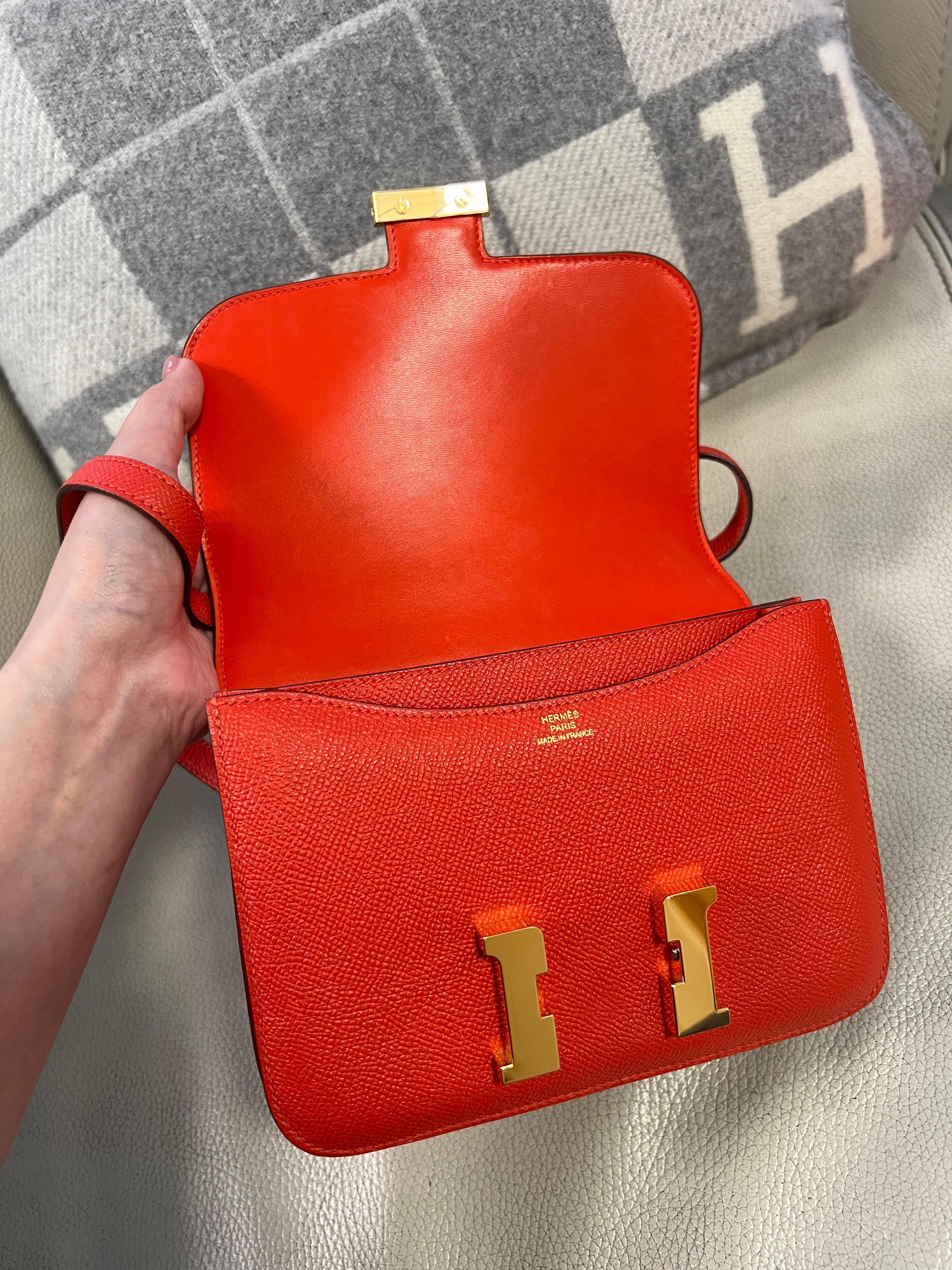 【Preloved】Hermes mini Constance 19 (訂金$500，總售價為 $58,000)【ST021】