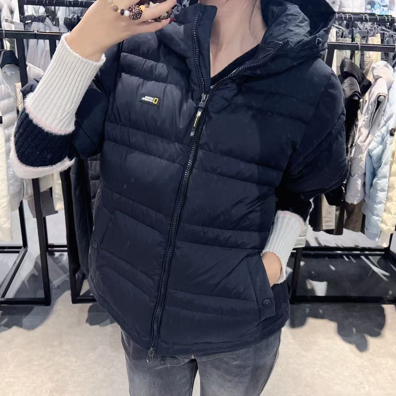 韓國 National Geographic Women's Milvus Short-Sleeve Lightweight Goose Down Hooded Jumper (鵝絨)【NG079】