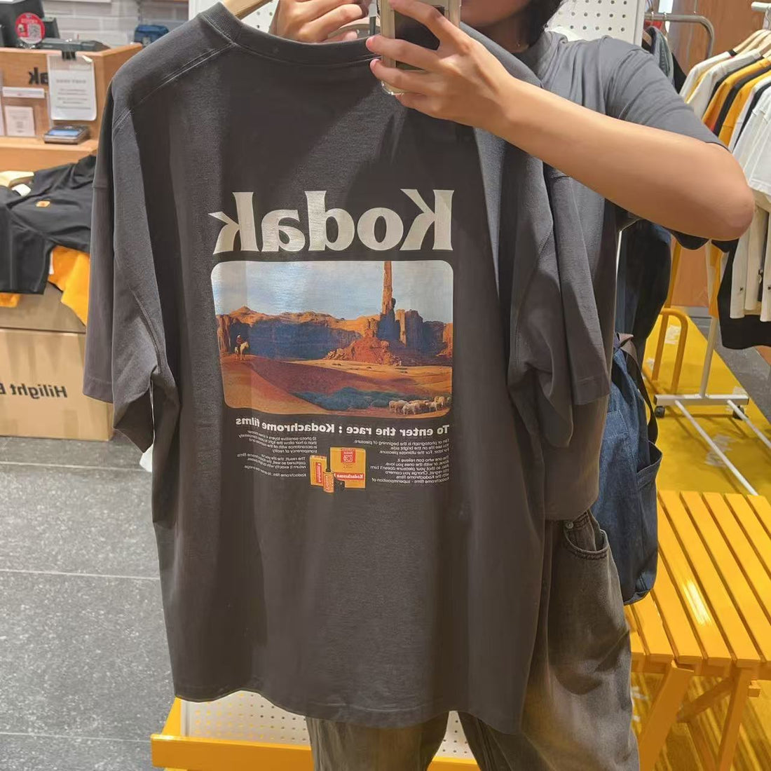 韓國 Kodak Scenery Back Graphic Short Sleeve T-Shirt【KK001】