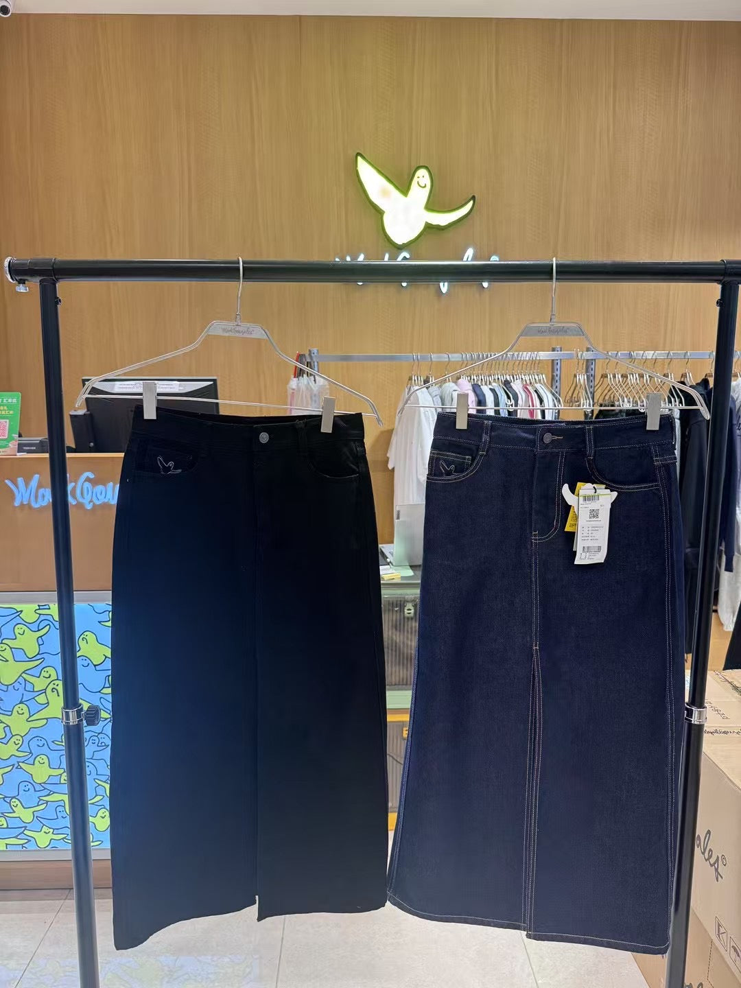 韓國 Mark Gonzales Women&