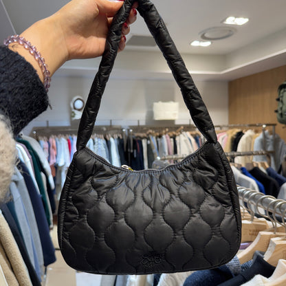 韓國 Wacky Willy Flory Quilted Hobo Bag【WW066】 - STT Mall HK 靚太網購