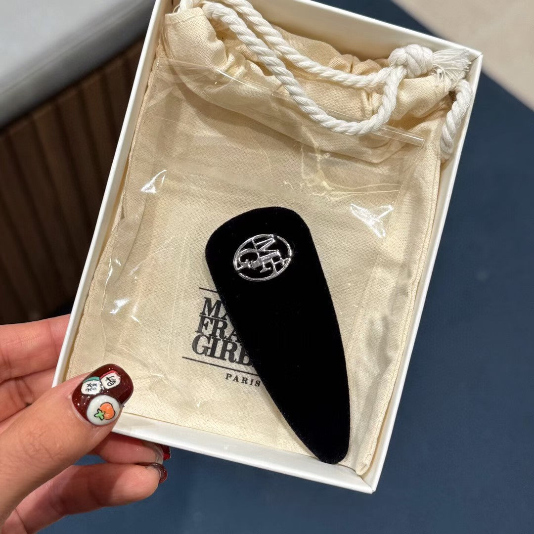 韓國 Marithe Francois Girbaud Circle Logo Velvet Hair Pin【MF732】