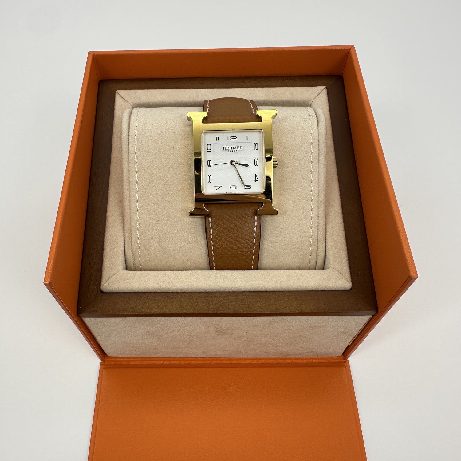 1201-47 Hermès H HOUR CC 37 TGM	【全新】