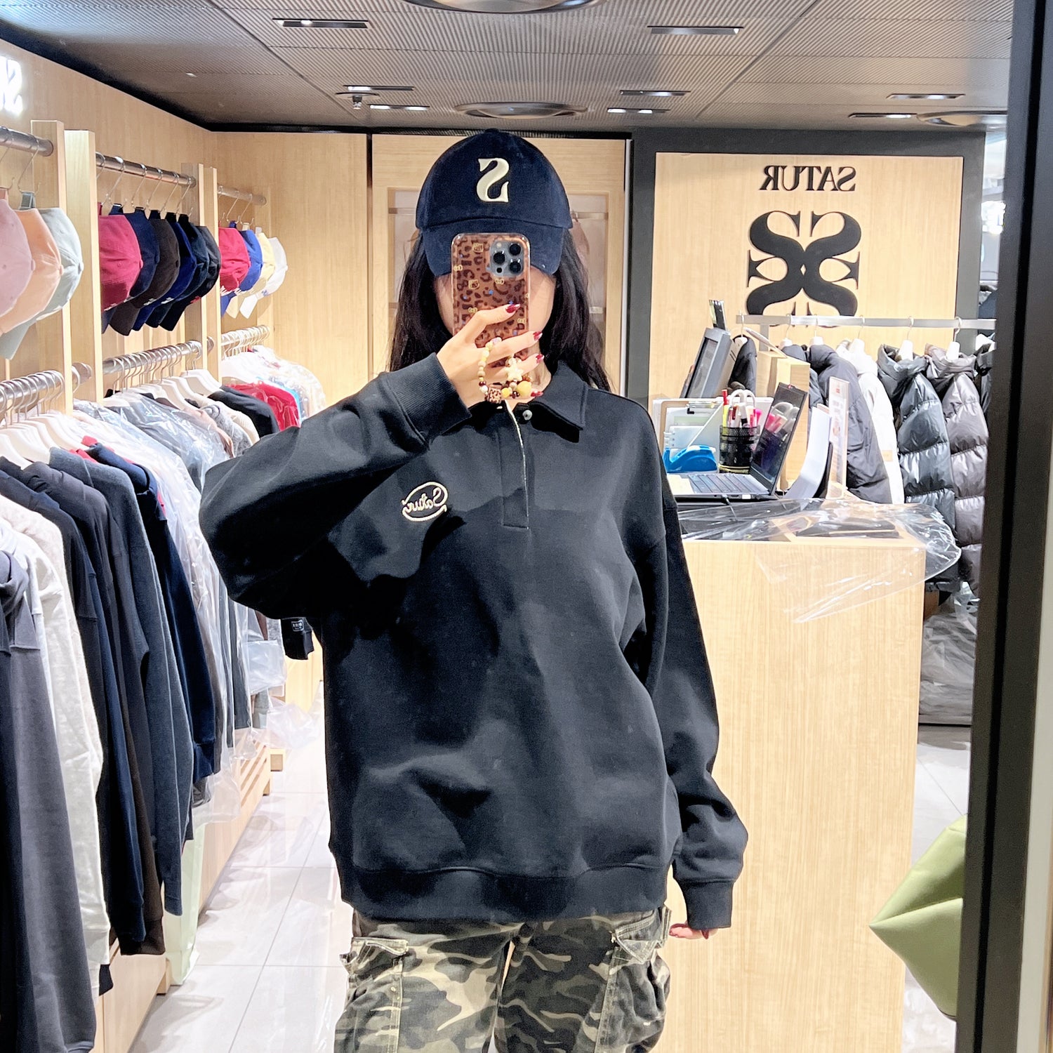 韓國 Satur Rope Logo Loose Fit Collar Sweatshirt【SR219】
