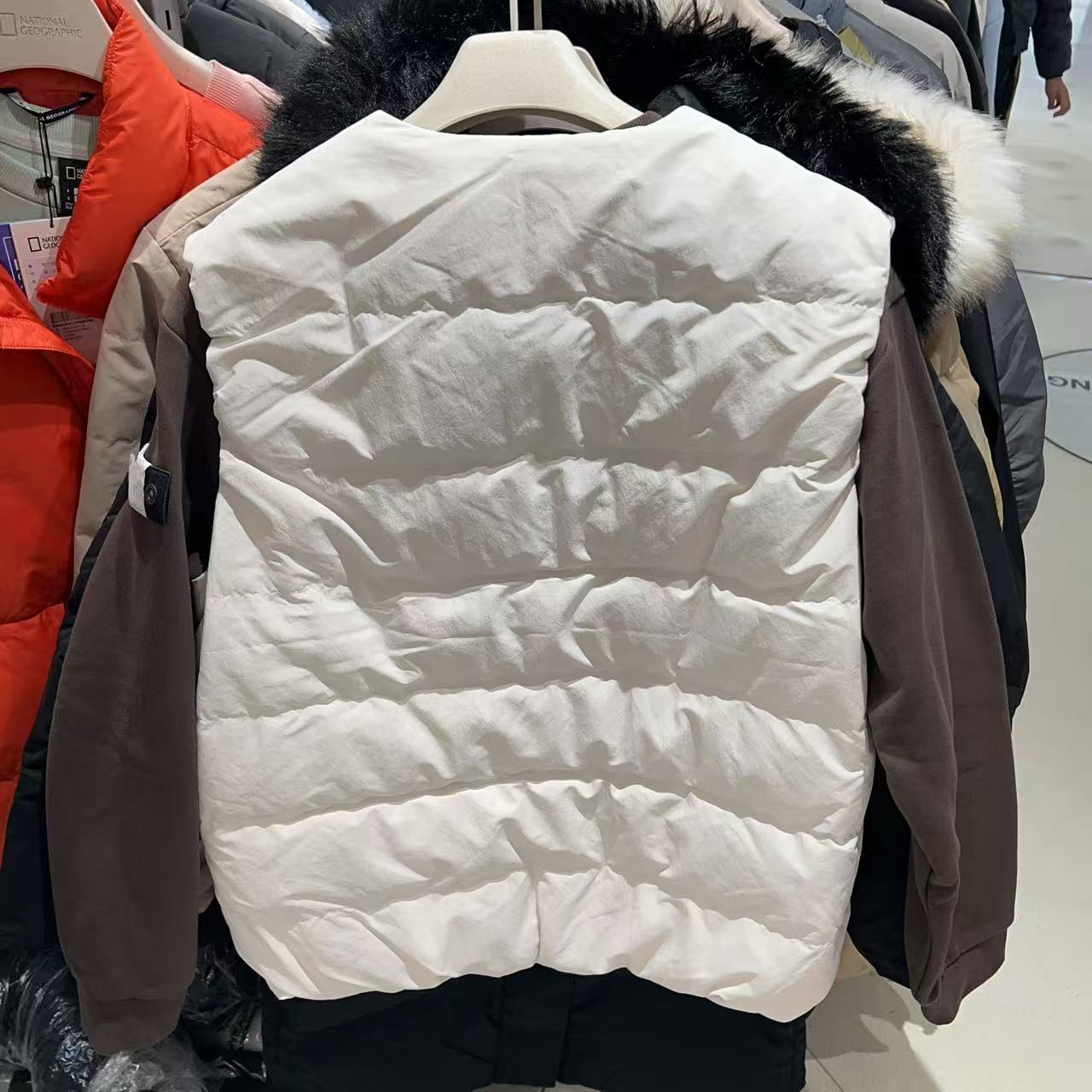 韓國 National Geographic 男女同款 HERON 輕量 羽絨背心 (鵝絨)【NG014】