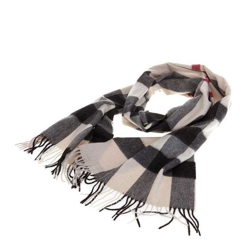 Burberry Muffler (訂金$500，總售價為 $3,198)【SE216】
