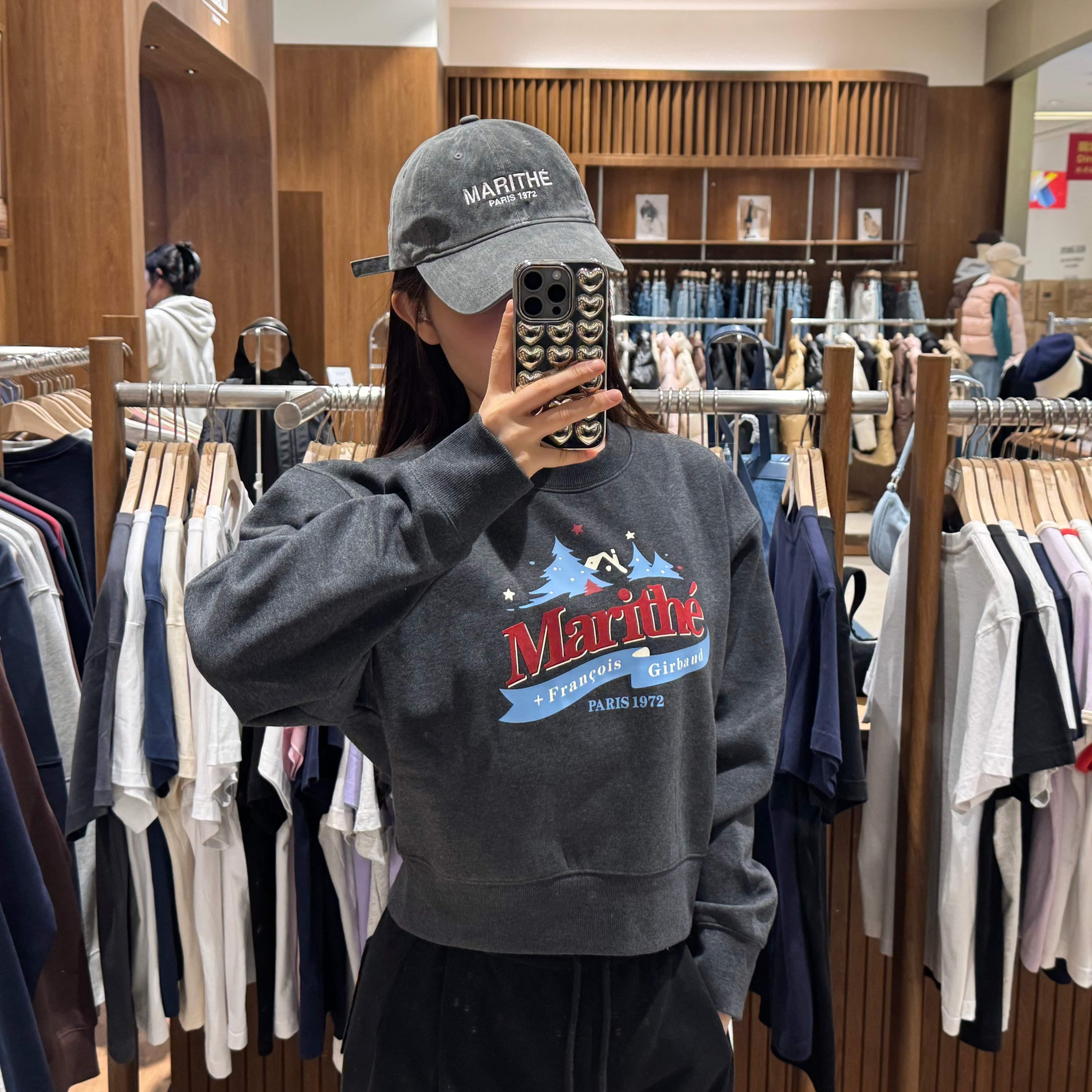 韓國 Marithe Francois Girbaud W WINTER CHALET CROP SWEATSHIRT BRUSHED 【MF001】 - STT Mall HK 靚太網購