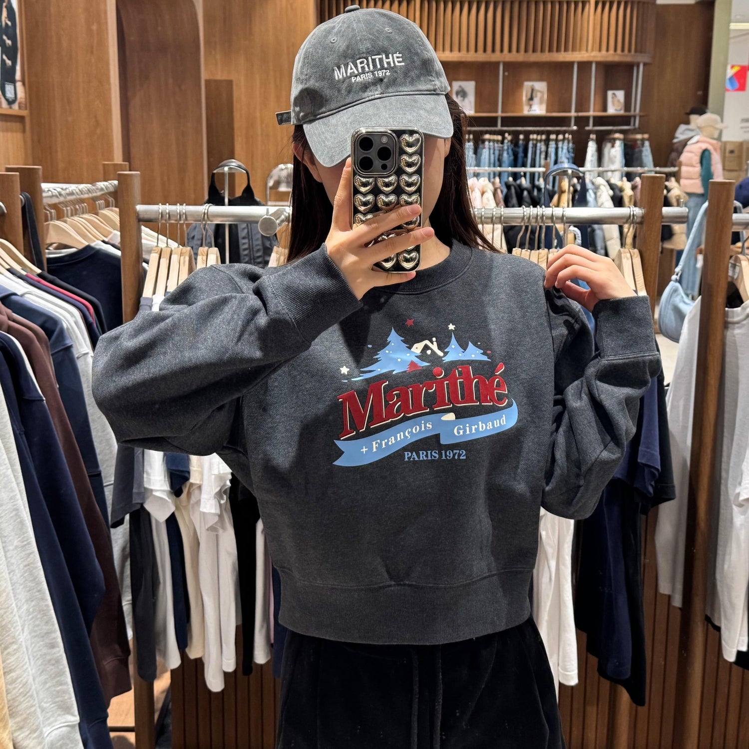 韓國 Marithe Francois Girbaud W WINTER CHALET CROP SWEATSHIRT BRUSHED 【MF001】 - STT Mall HK 靚太網購