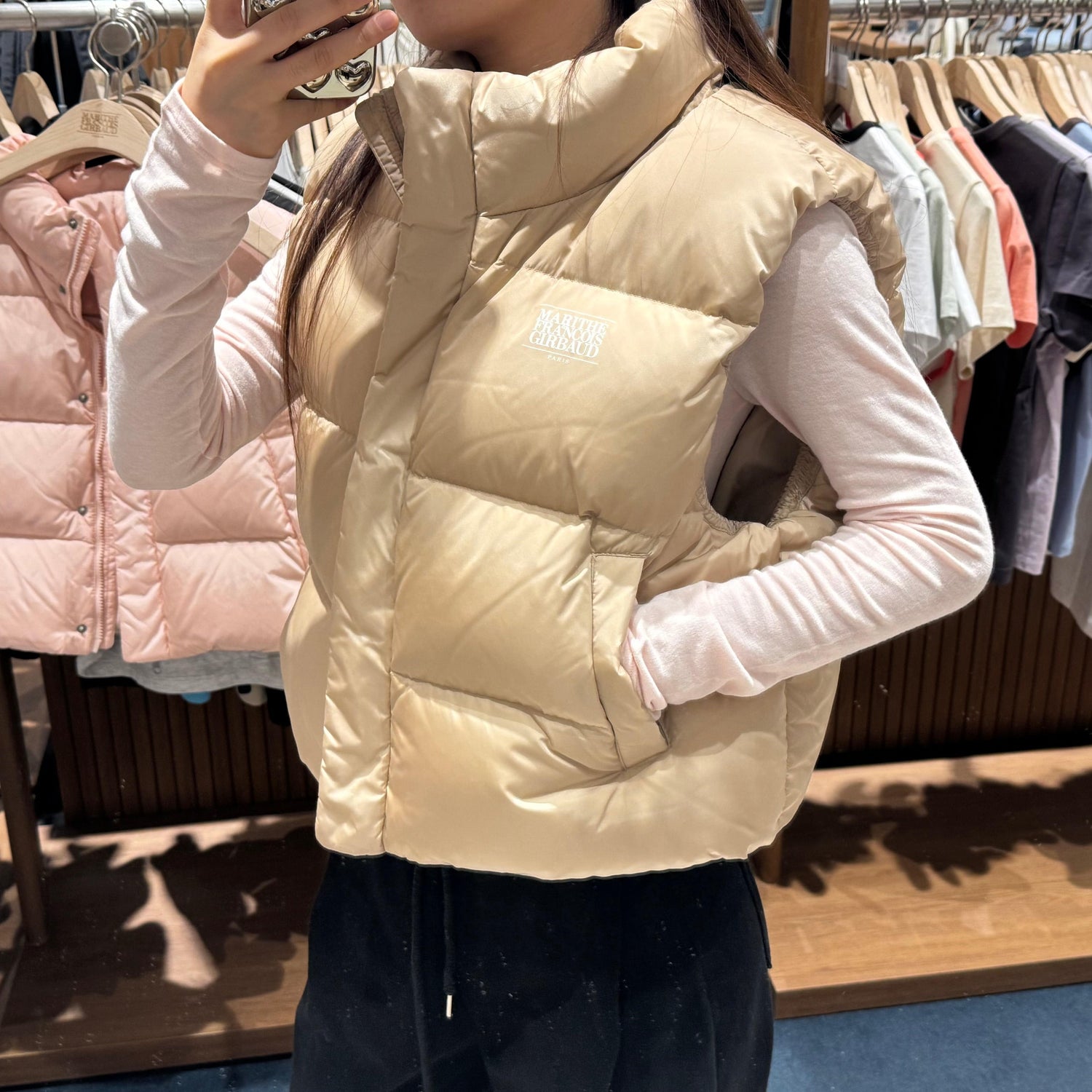 韓國 Marithe Francois Girbaud W CLASSIC LOGO DUCK DOWN CROP VEST 【MF026】 - STT Mall HK 靚太網購