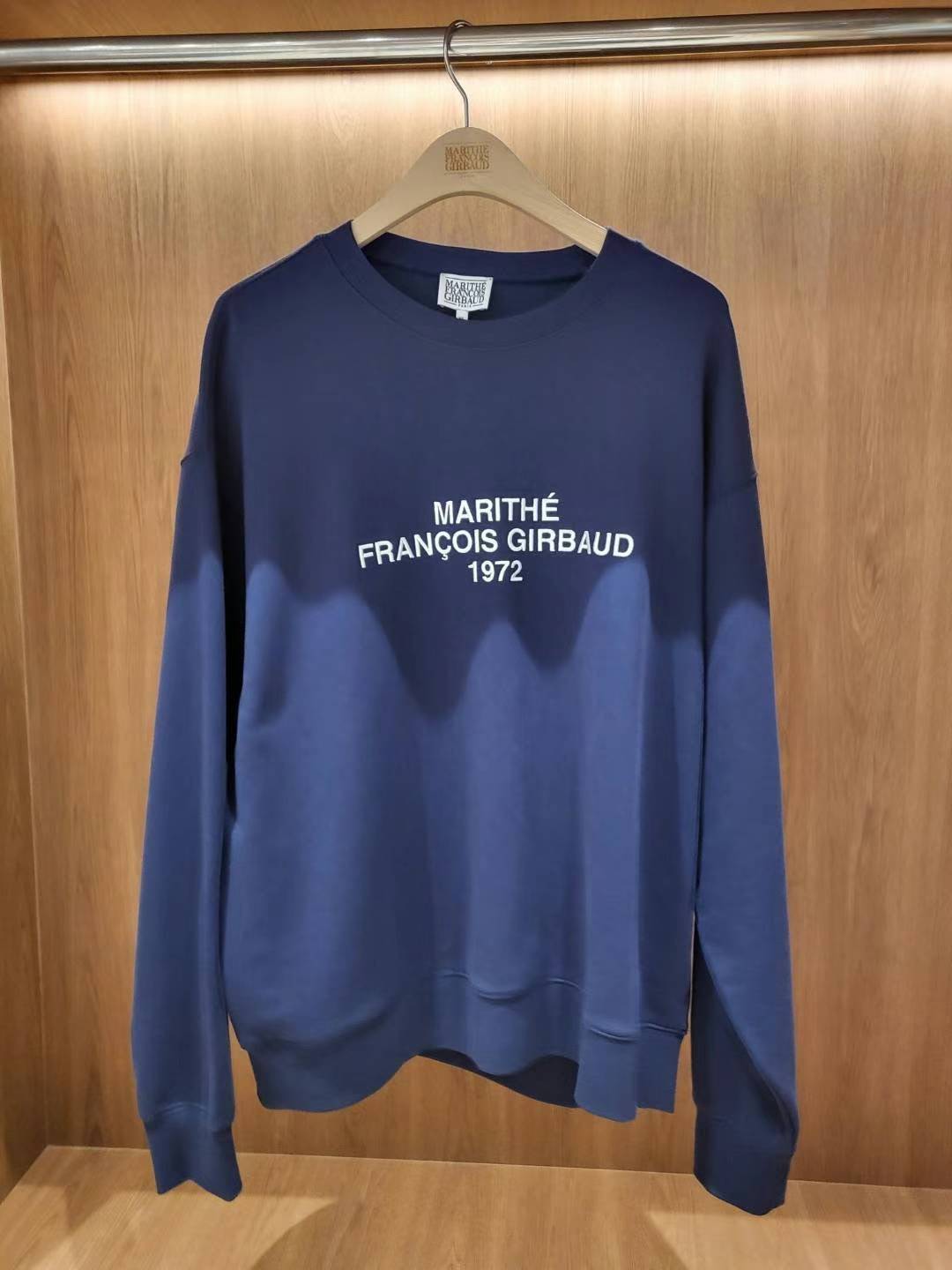 韓國 Marithe Francois Girbaud LETTERING LOGO SWEATSHIRT【MF035】 - STT Mall HK 靚太網購