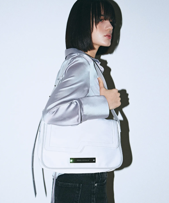 韓國 Nick Nicole CRYSTAL WAVE POINT MESSENGER BAG【NN032】