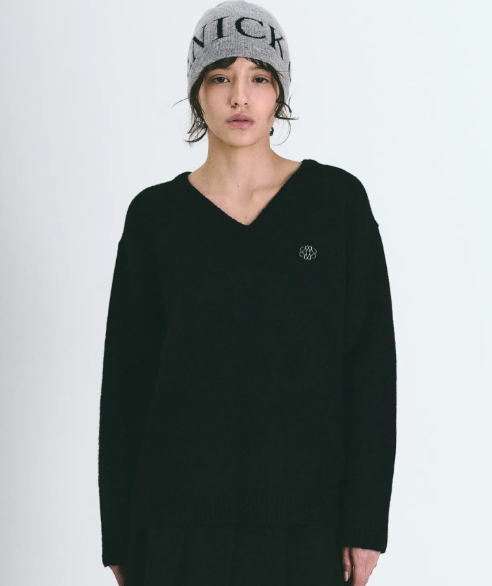 韓國 Nick Nicole CLASSICAL SOFT V SWEATER【NN067】