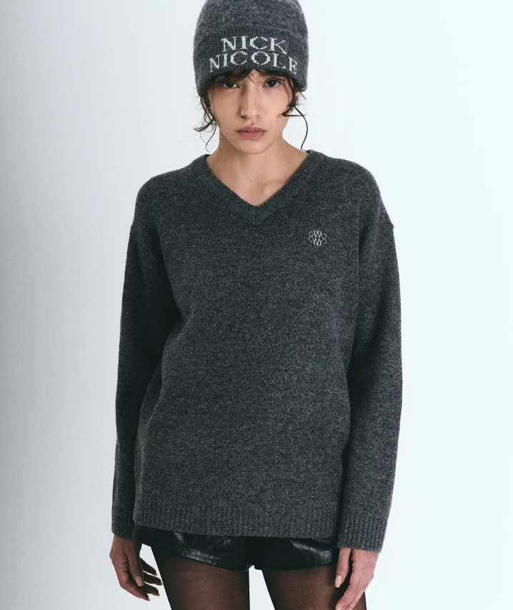 韓國 Nick Nicole CLASSICAL SOFT V SWEATER【NN067】