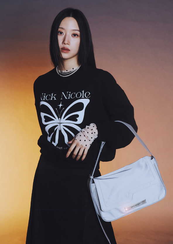 韓國 Nick Nicole BUTTERFLY TWINKLE SWEATSHIRT【NN137】