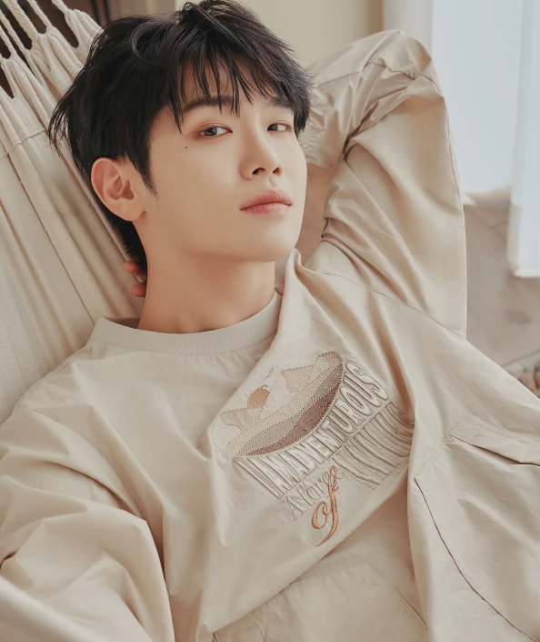 韓國 BBC Nature Embroidery Long Sleeve【BC030】