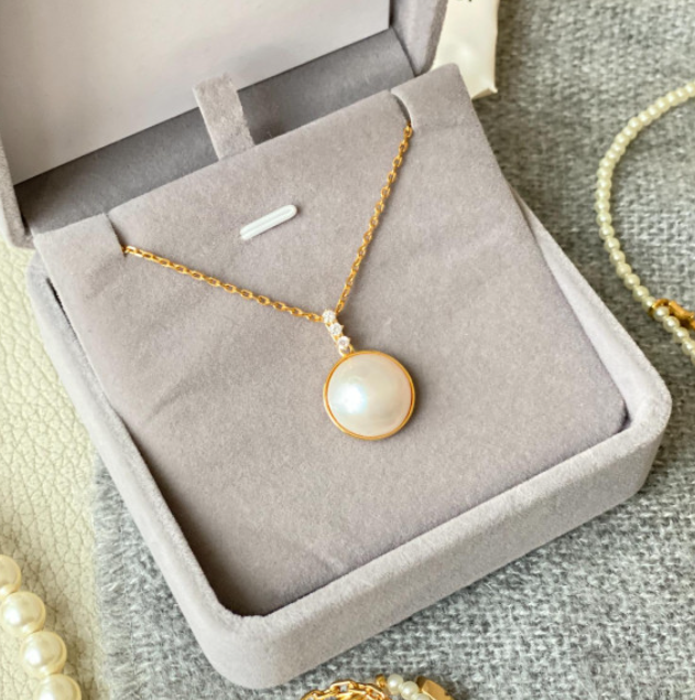 【現貨】日本全新品 三聯鋯石馬貝珍珠吊墜(14-15)(不含鏈)【S61】