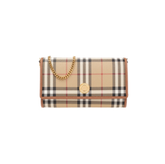 Burberry Chain Wallet (訂金$500，總售價為 $4,508)【SS628】