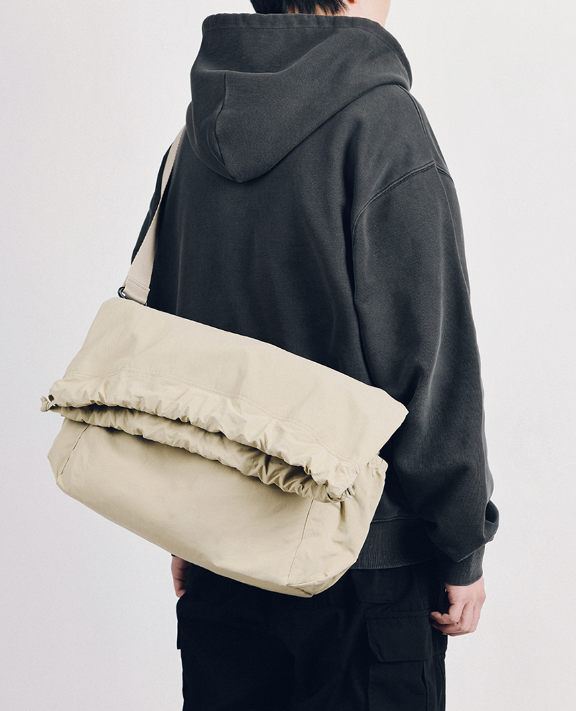 韓國 Yale Drawstring Crossbody Bag【YA009】