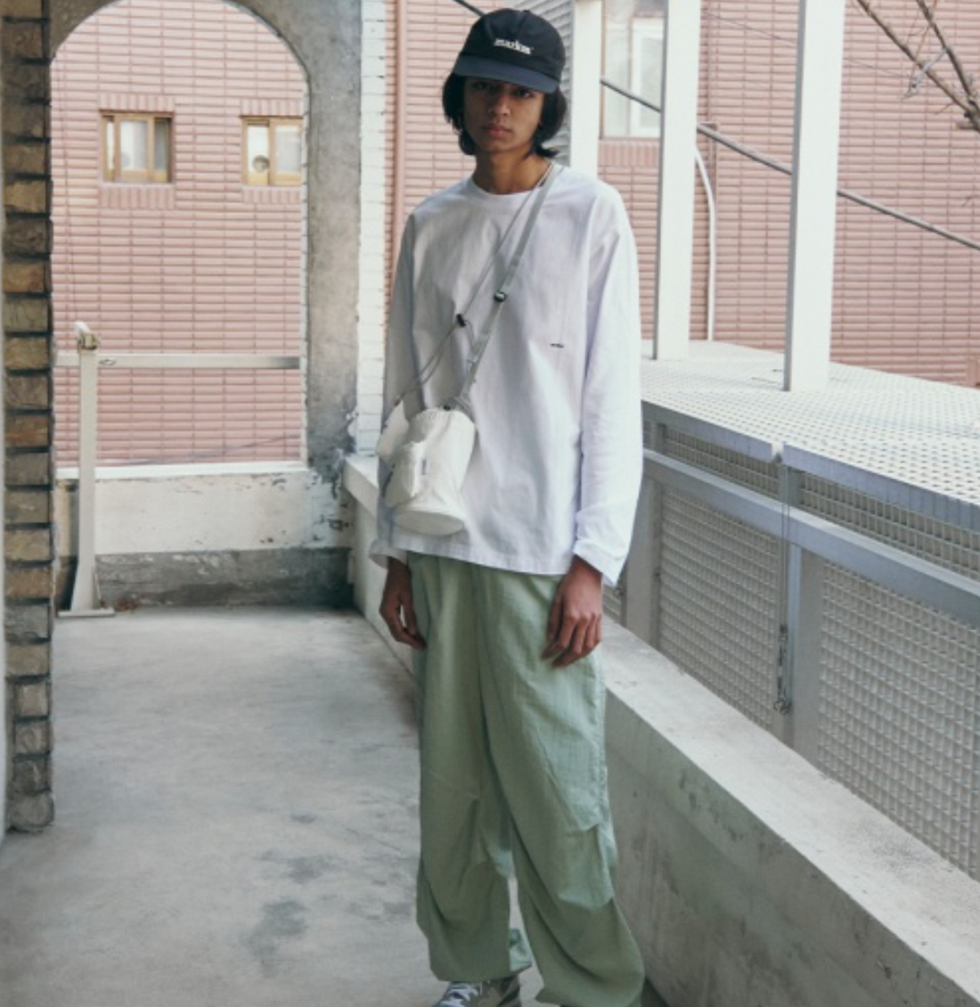 韓國 Markm Basic Small Logo L/S Long Sleeve【MA246】