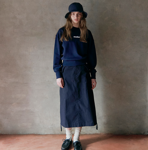 韓國 Markm Women's Mark M Basic Logo Crewneck Short Sweatshirt【MA248】