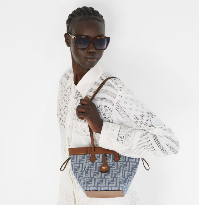 Fendi Bag (訂金$500，總售價為 $10,628)【SE110】