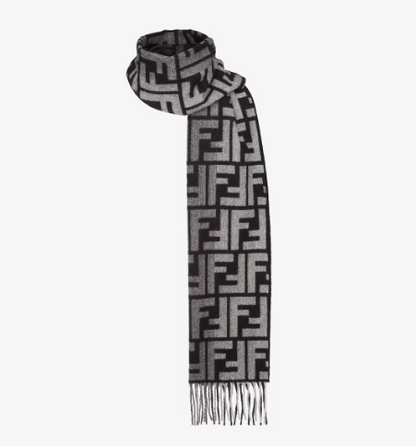 Fendi Muffler (訂金$500，總售價為 $3,568)【SE298】