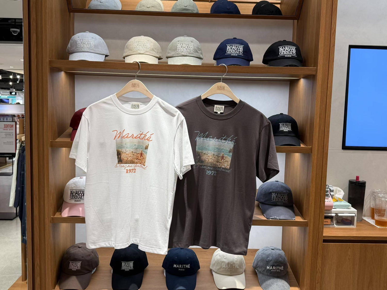 韓國 Marithe Francois Girbaud SUMMER BEACH COLLAGE GRAPHIC HALF T-SHIRTS【MF570】