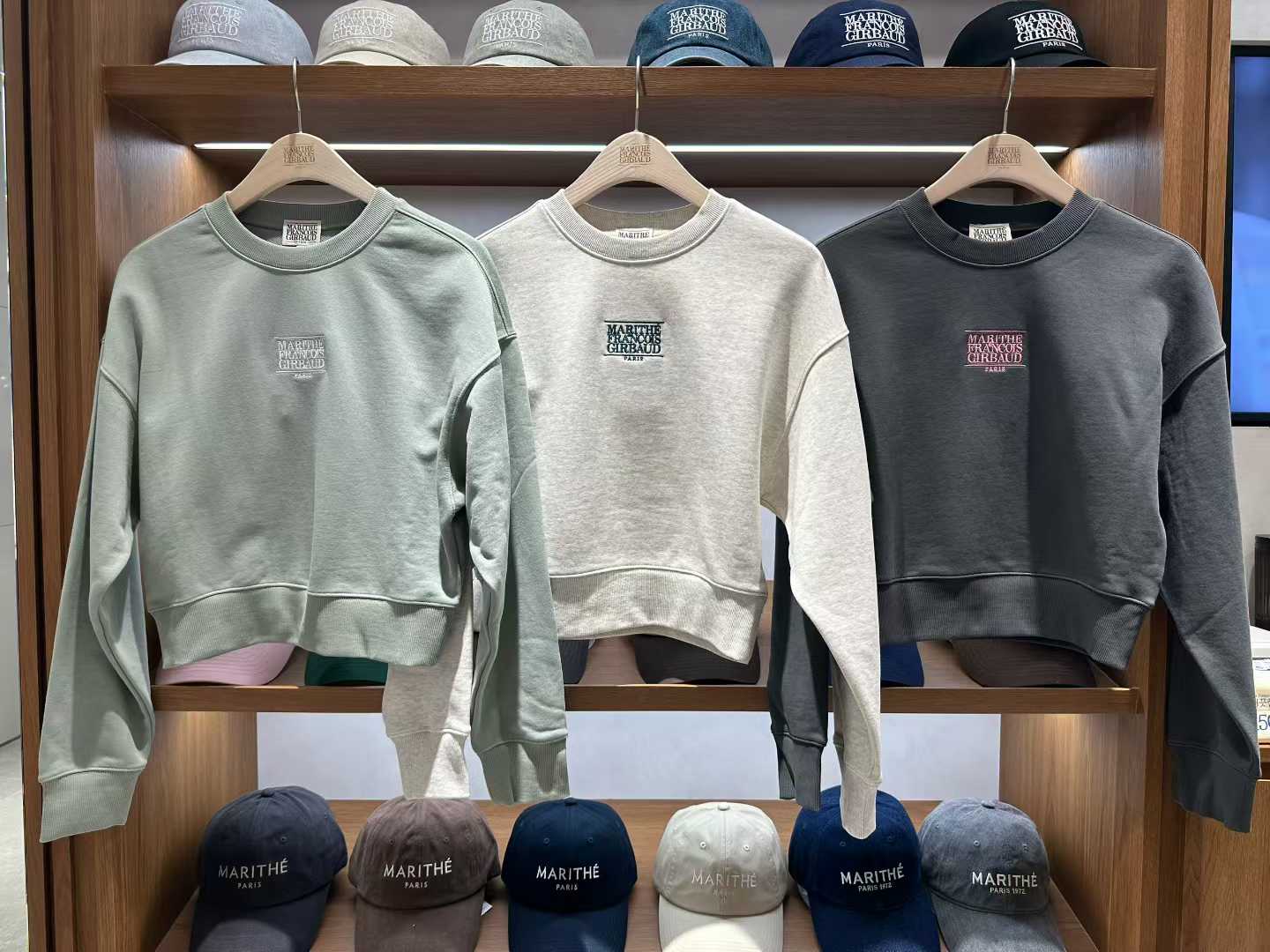 韓國 Marithe Francois Girbaud W Small Classic Logo Crop Sweatshirt【MF661】